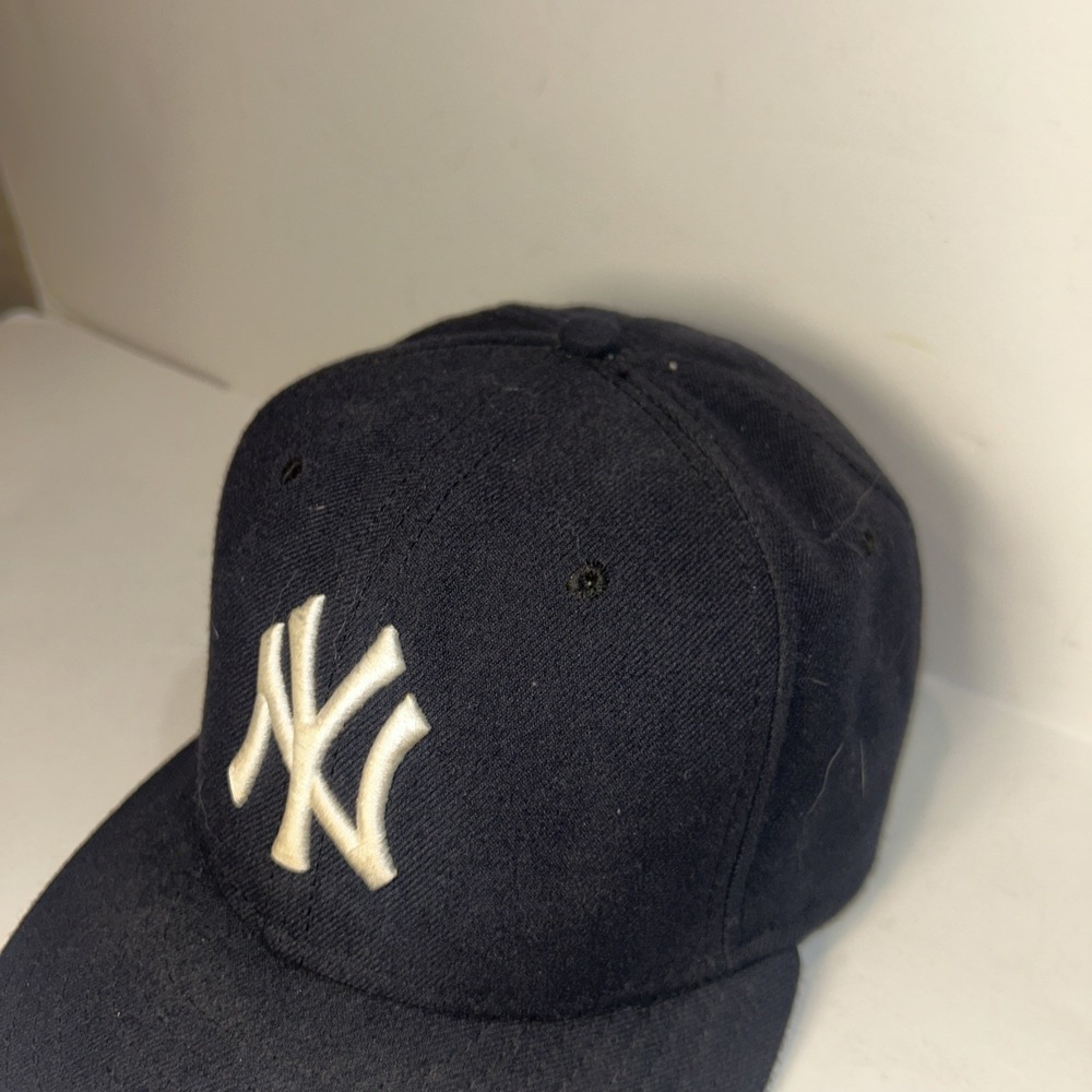 New Era/ Fifty‎ Nine Fifty New York Yankees Baseball Hat- Size 7 1/4